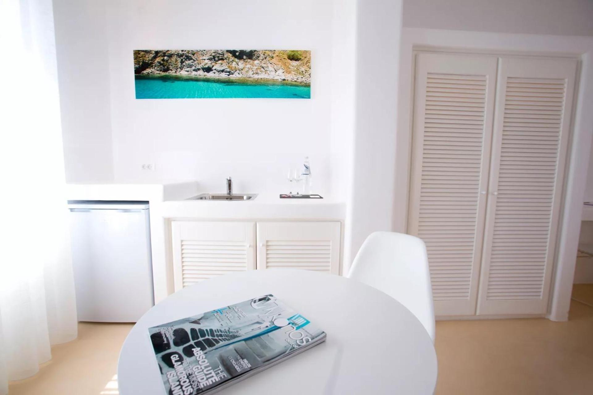 Seethrough Mykonos Suites (Adults Only) Platys Gialos  Exterior photo